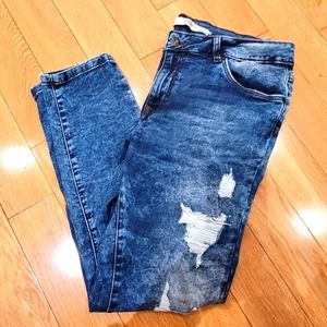 Distressed blue jeans VERA MODA